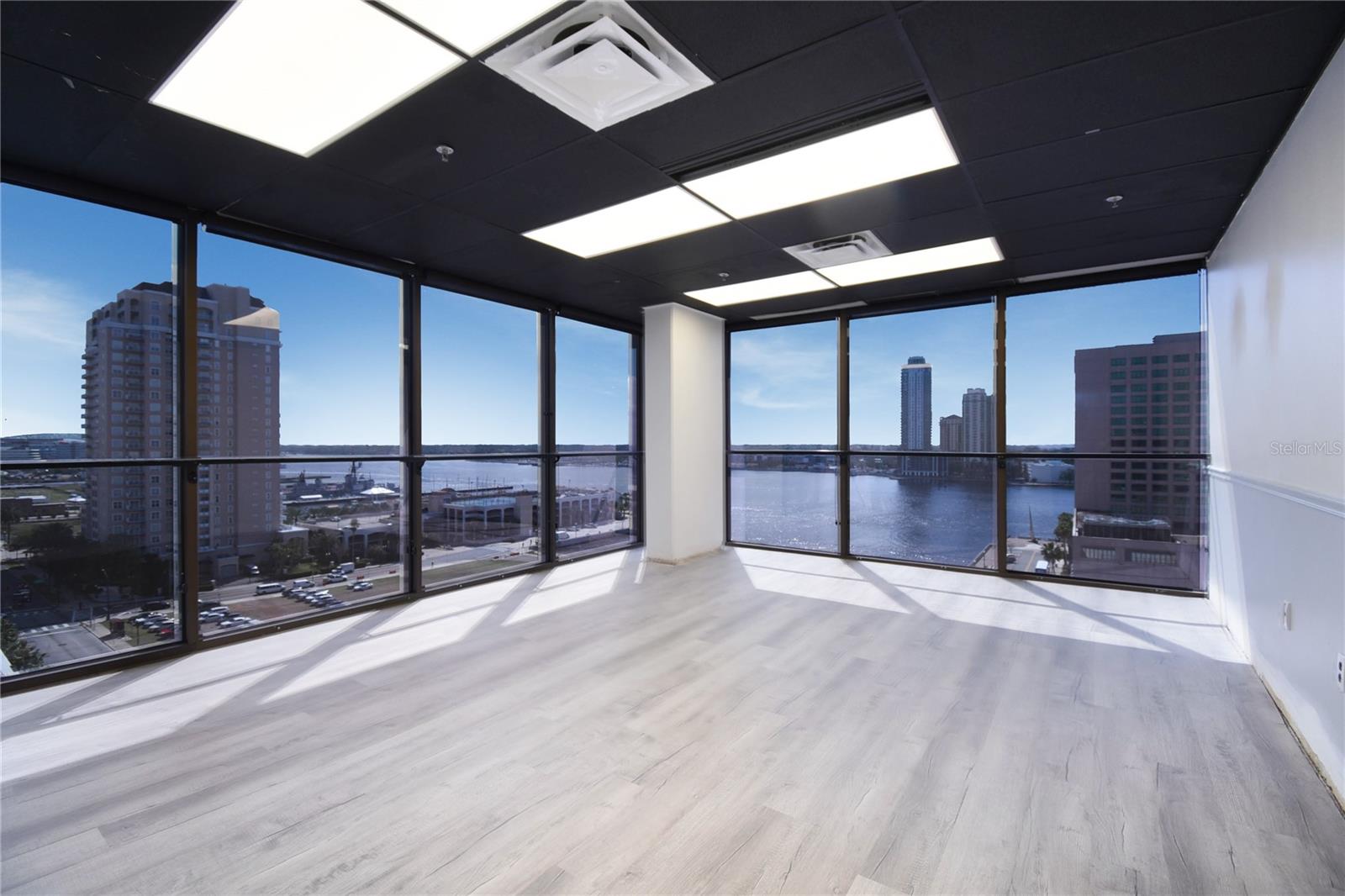 233 Bay Street, FL