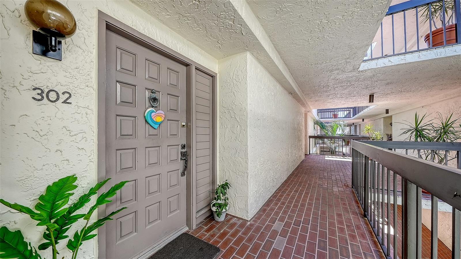 1925 Gulf Of Mexico Drive, FL