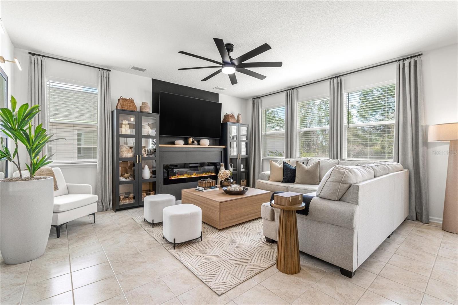 13 Willow Street, FL