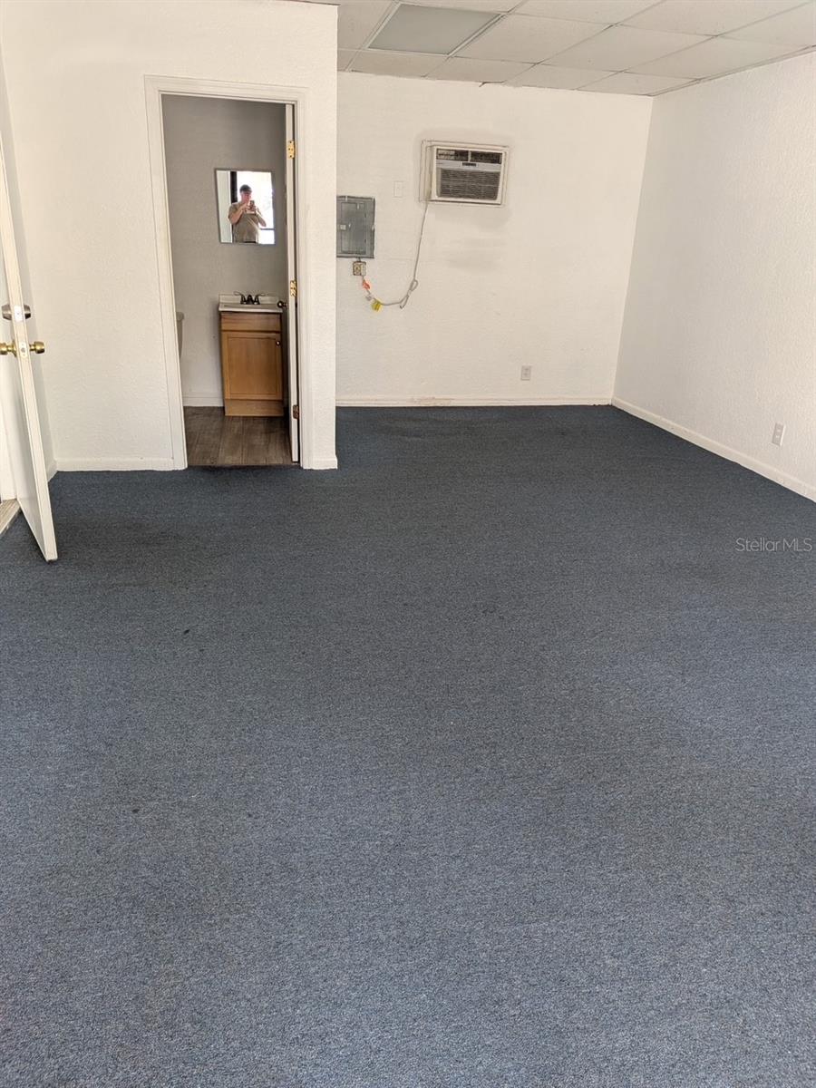 5630 Park Boulevard, FL
