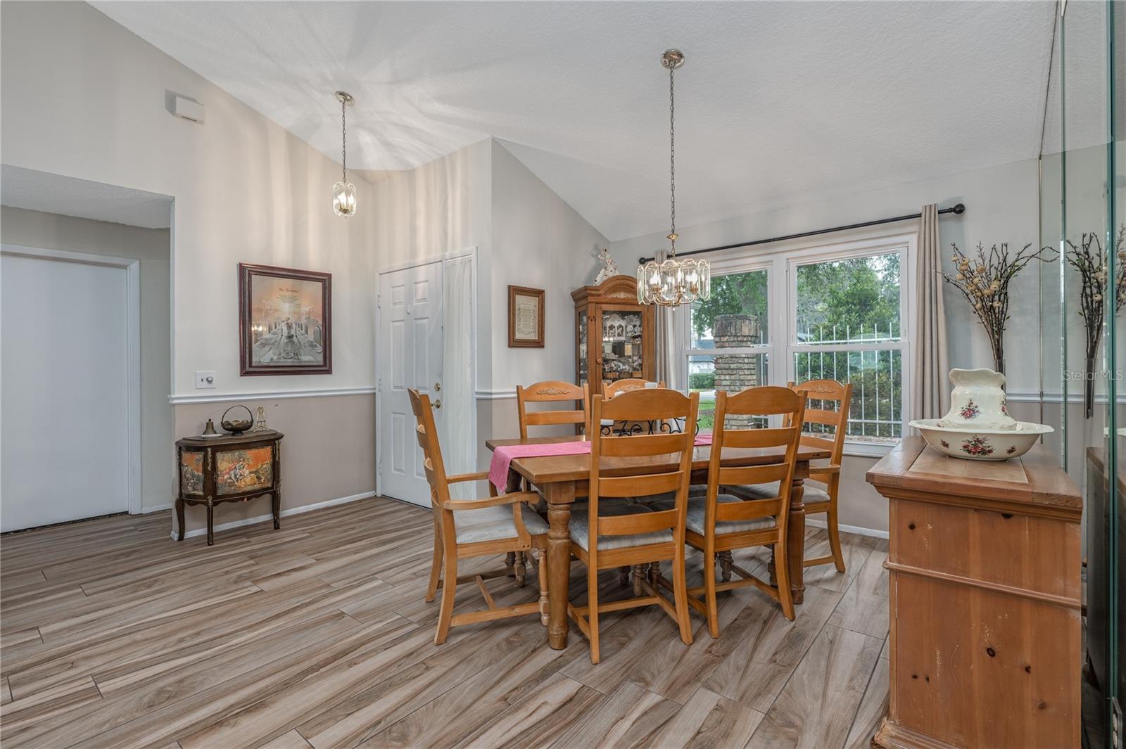 1707 Grange Circle, FL