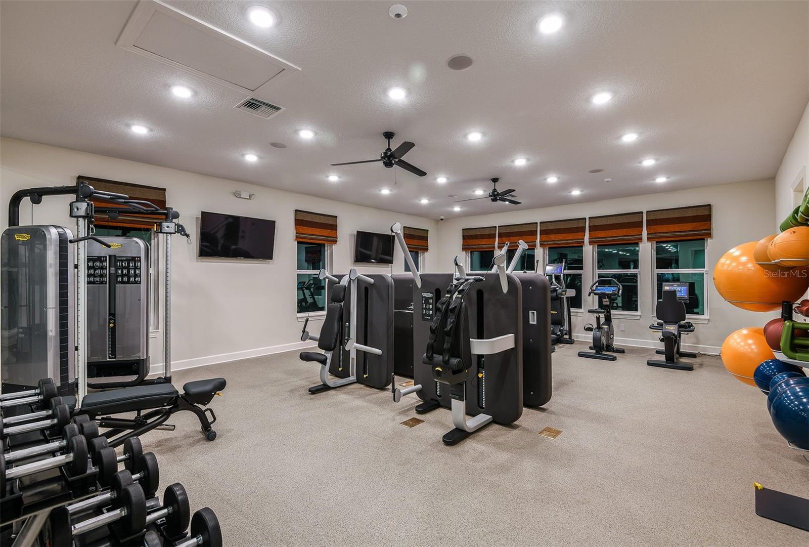 7545 Laureate Boulevard, FL