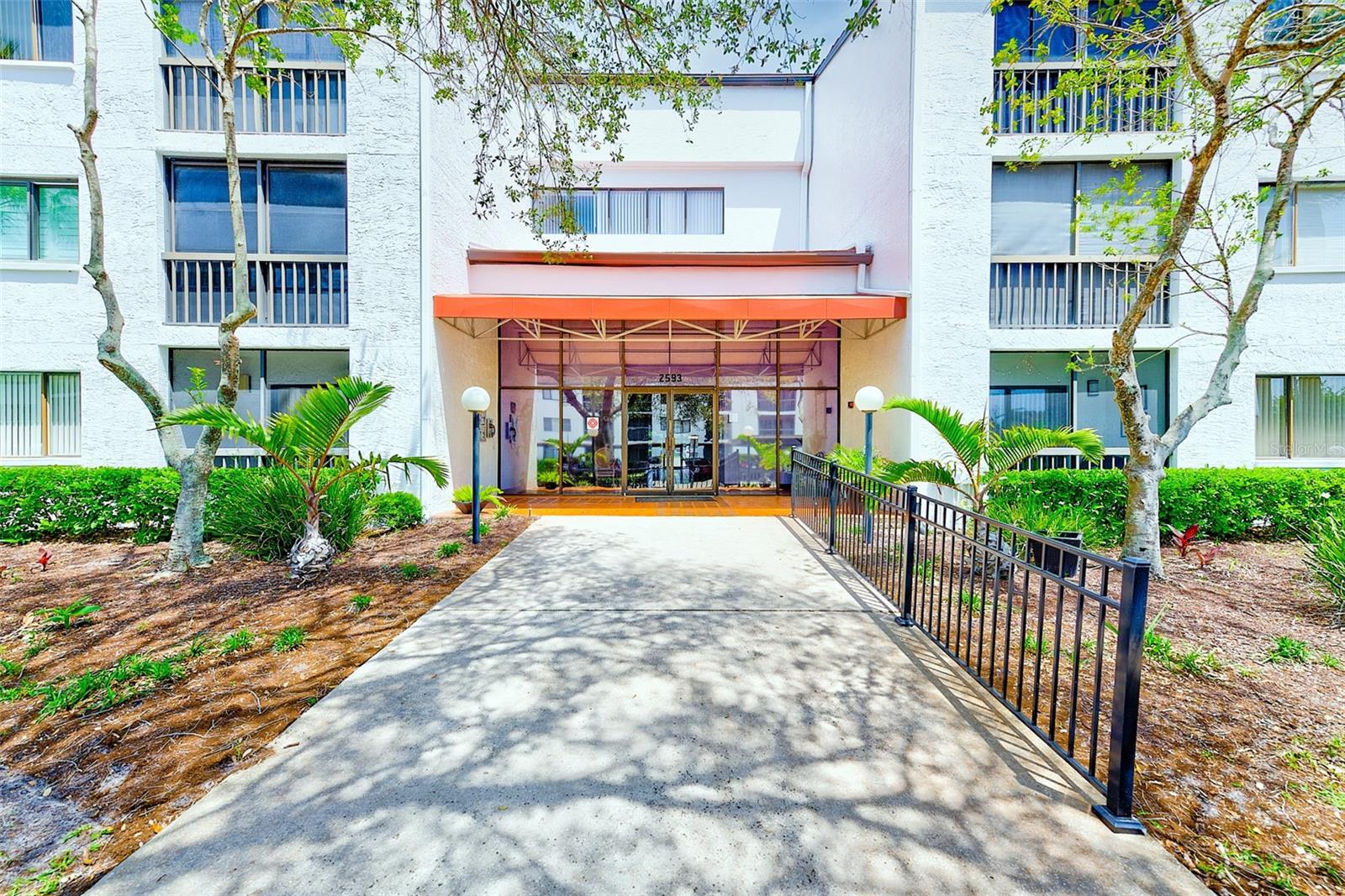 2593 Countryside Boulevard, FL