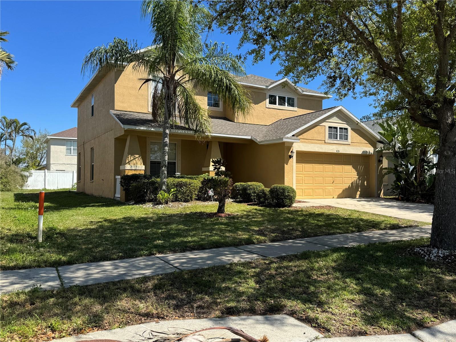 435 Stone Briar Drive, FL