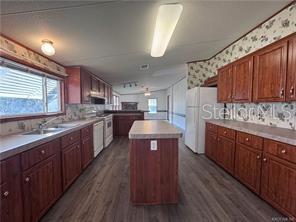 11908 Care Point, FL