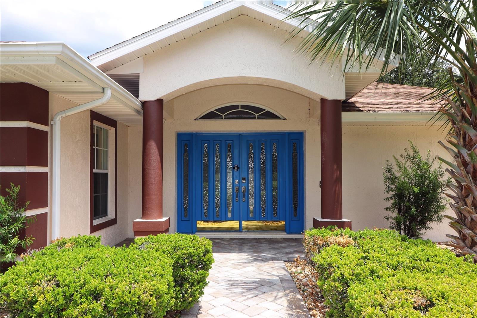 21300 Royal St Georges Lane, FL