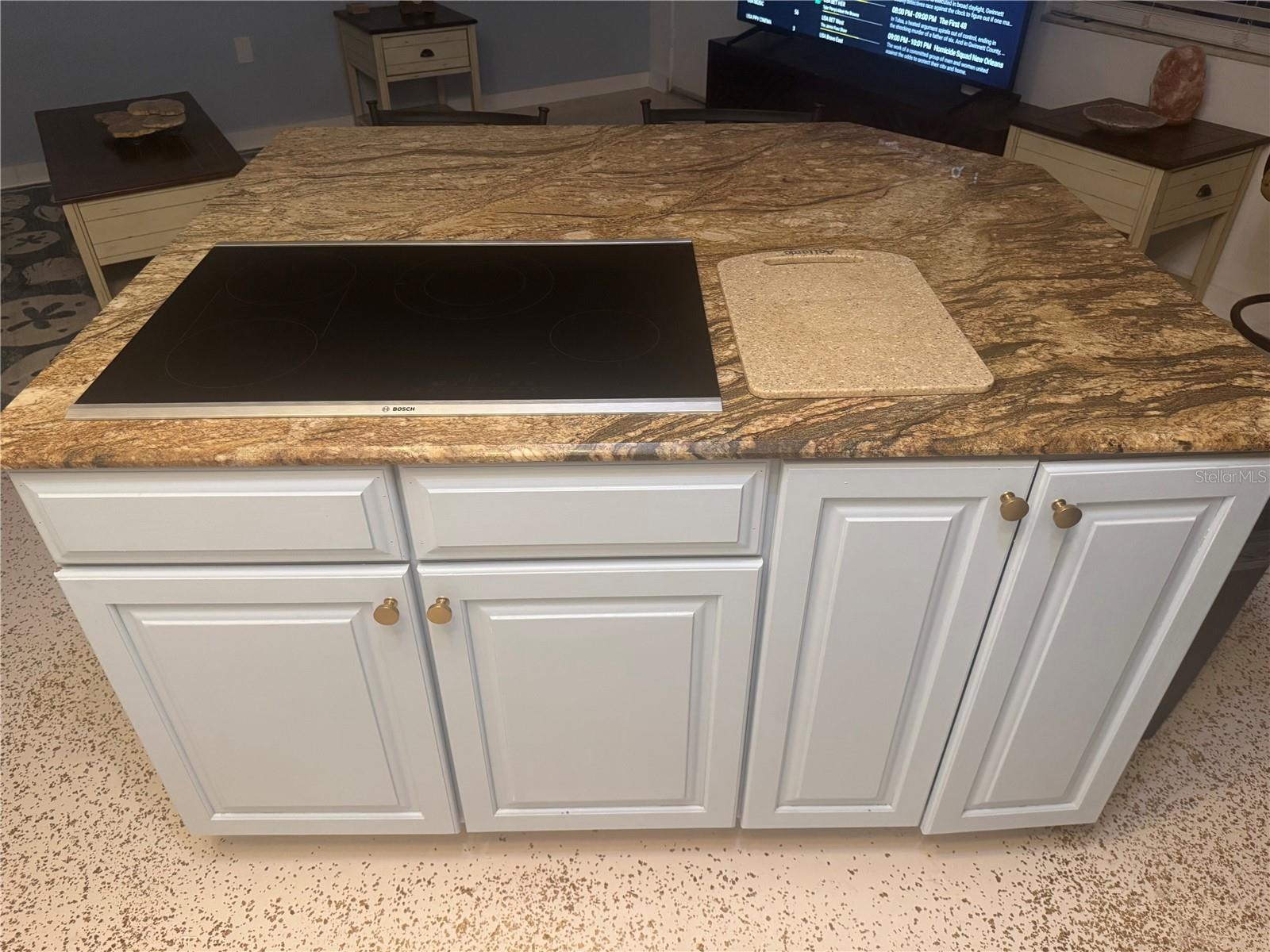 525 Manatee Court, FL