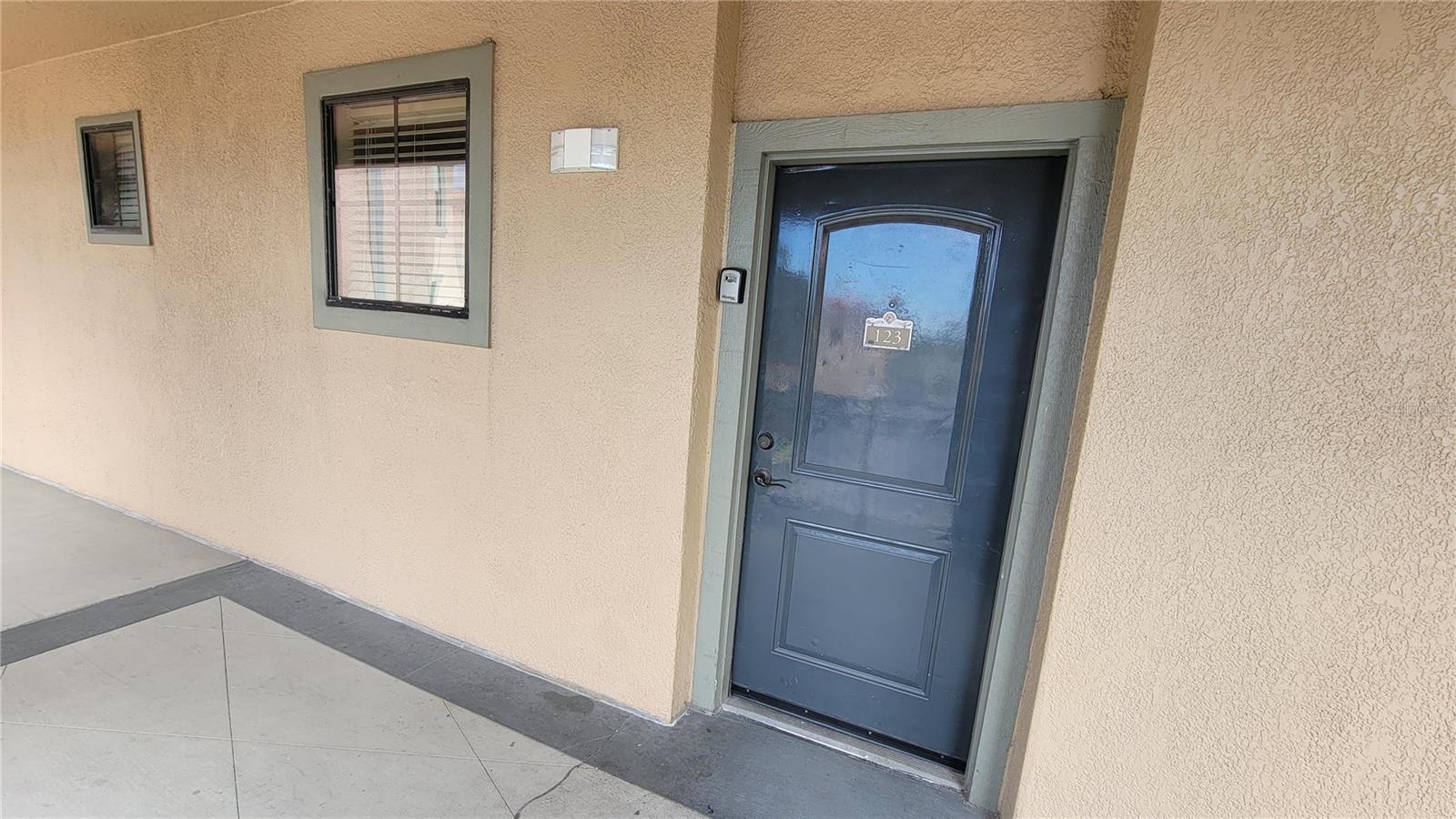 914 Charo Parkway, FL