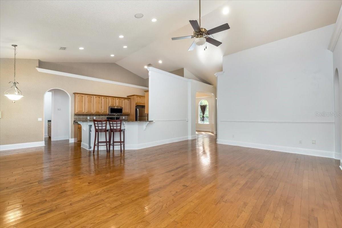 104 Lindsay Drive, FL