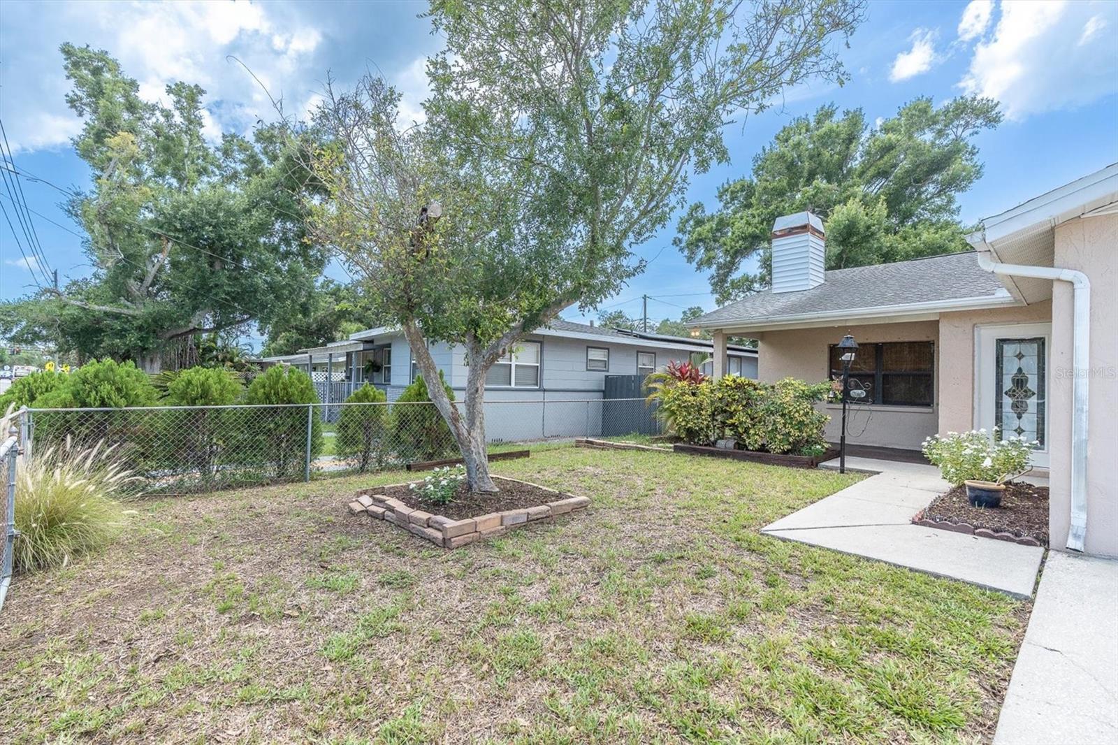 7920 52 Street, FL