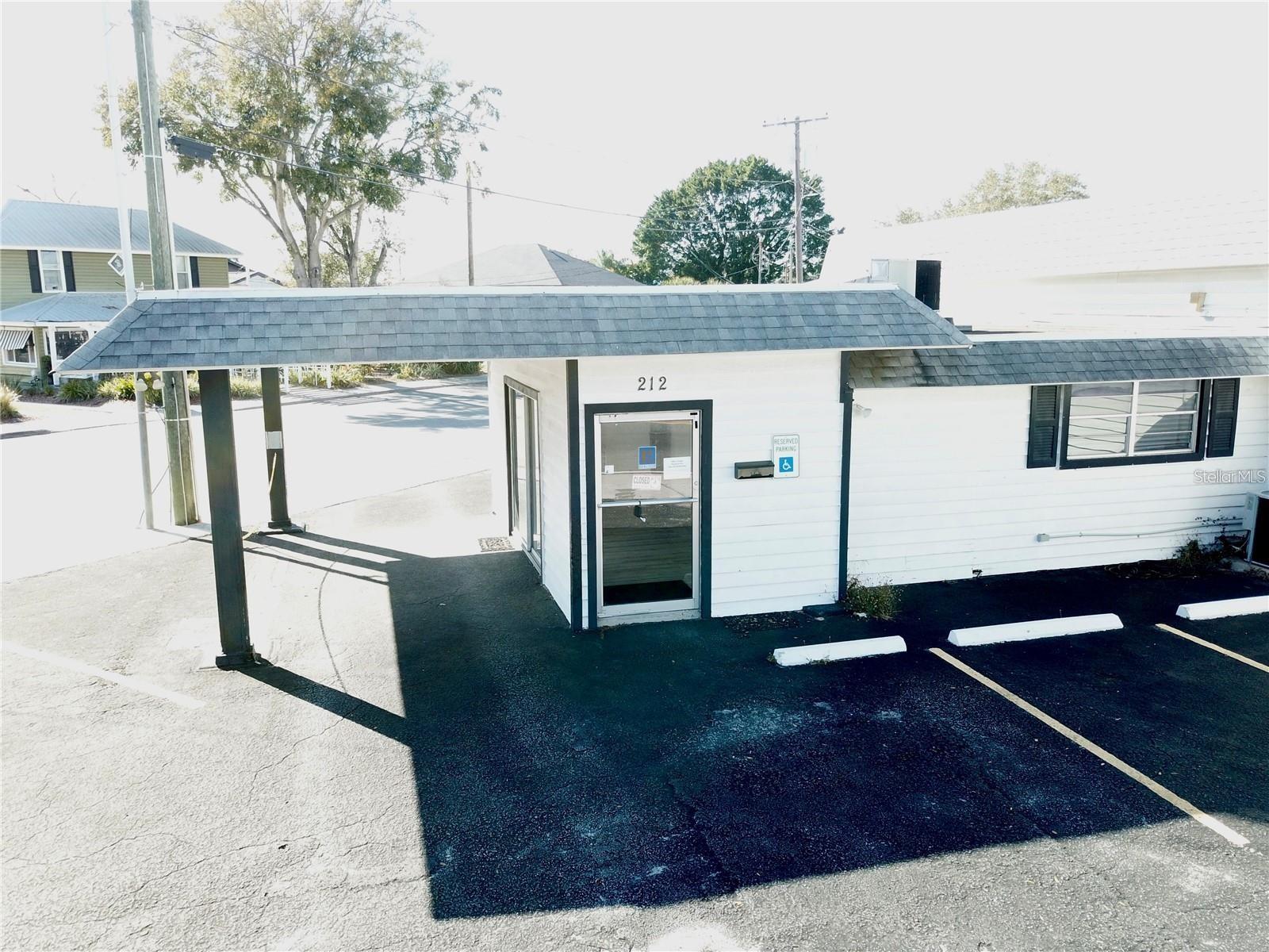 212 Main Street, FL