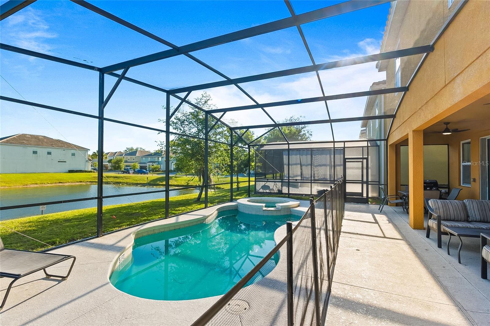 4445 Shiva Loop, FL