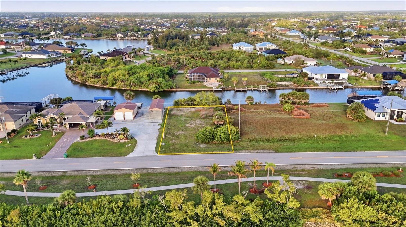 8869 St Paul Drive, FL