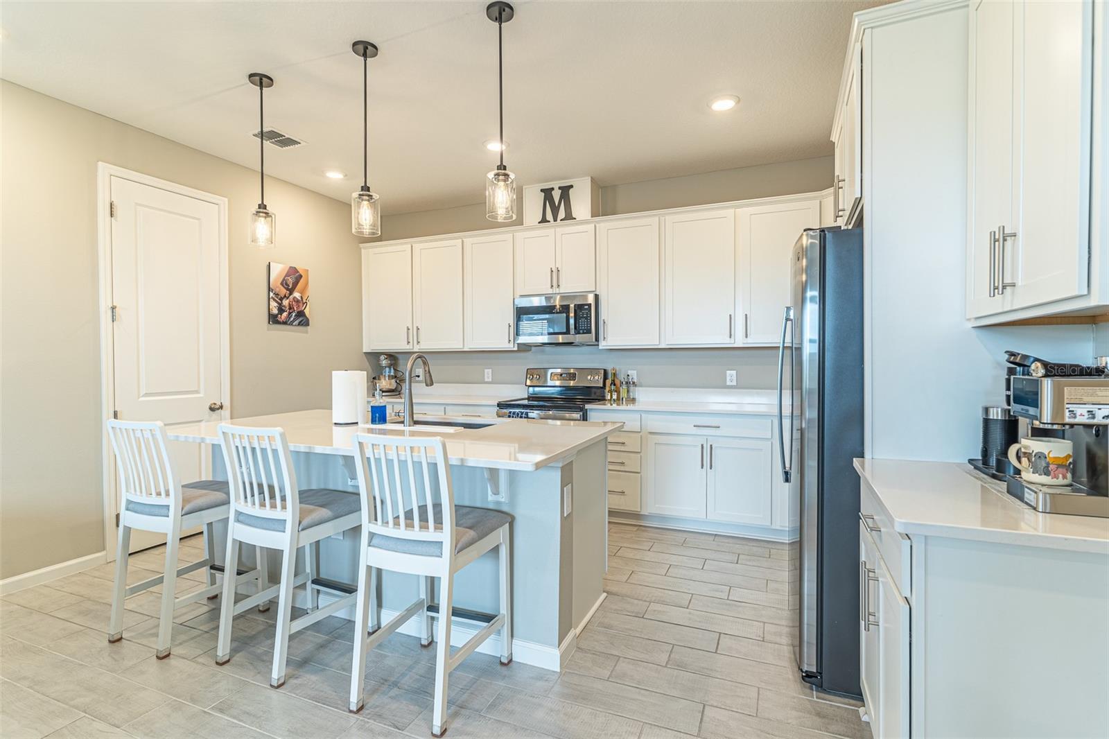 556 Hennepin Loop, FL