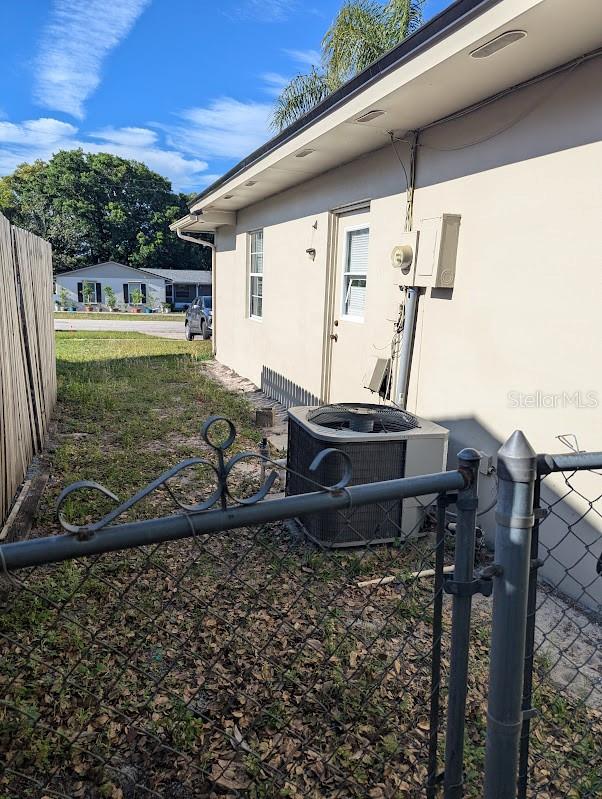 1725 Twin Oak Street, FL