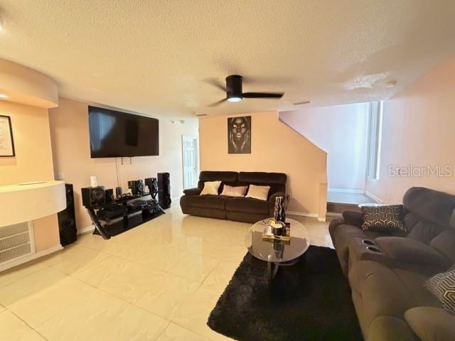 979 Kenbar Avenue, FL