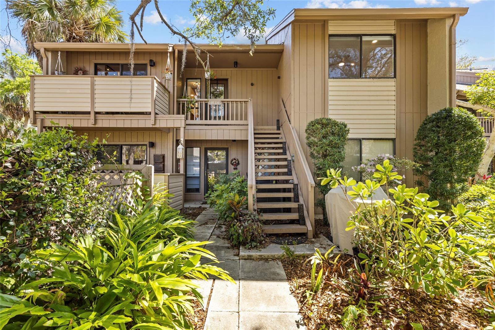 1636 Brookhouse Drive, FL