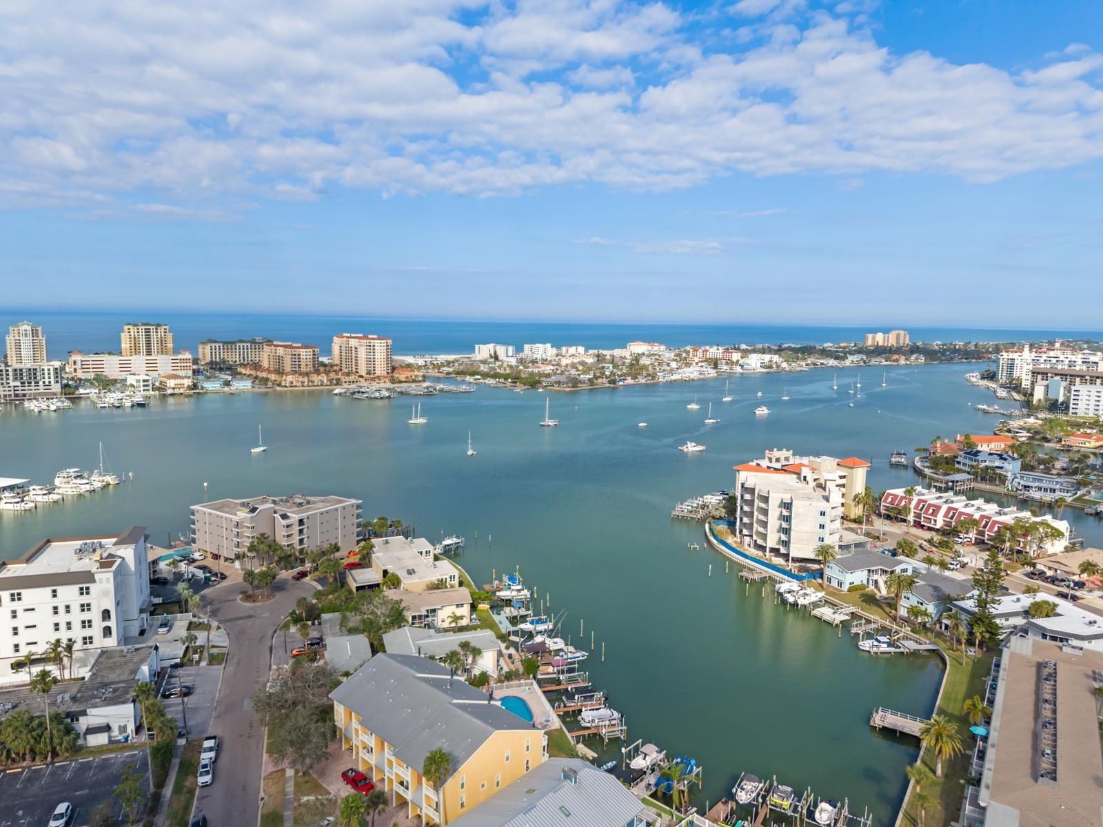 255 Dolphin Point, FL