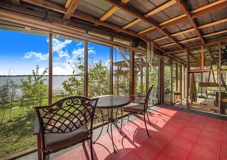 2360 Lakeview Drive, FL