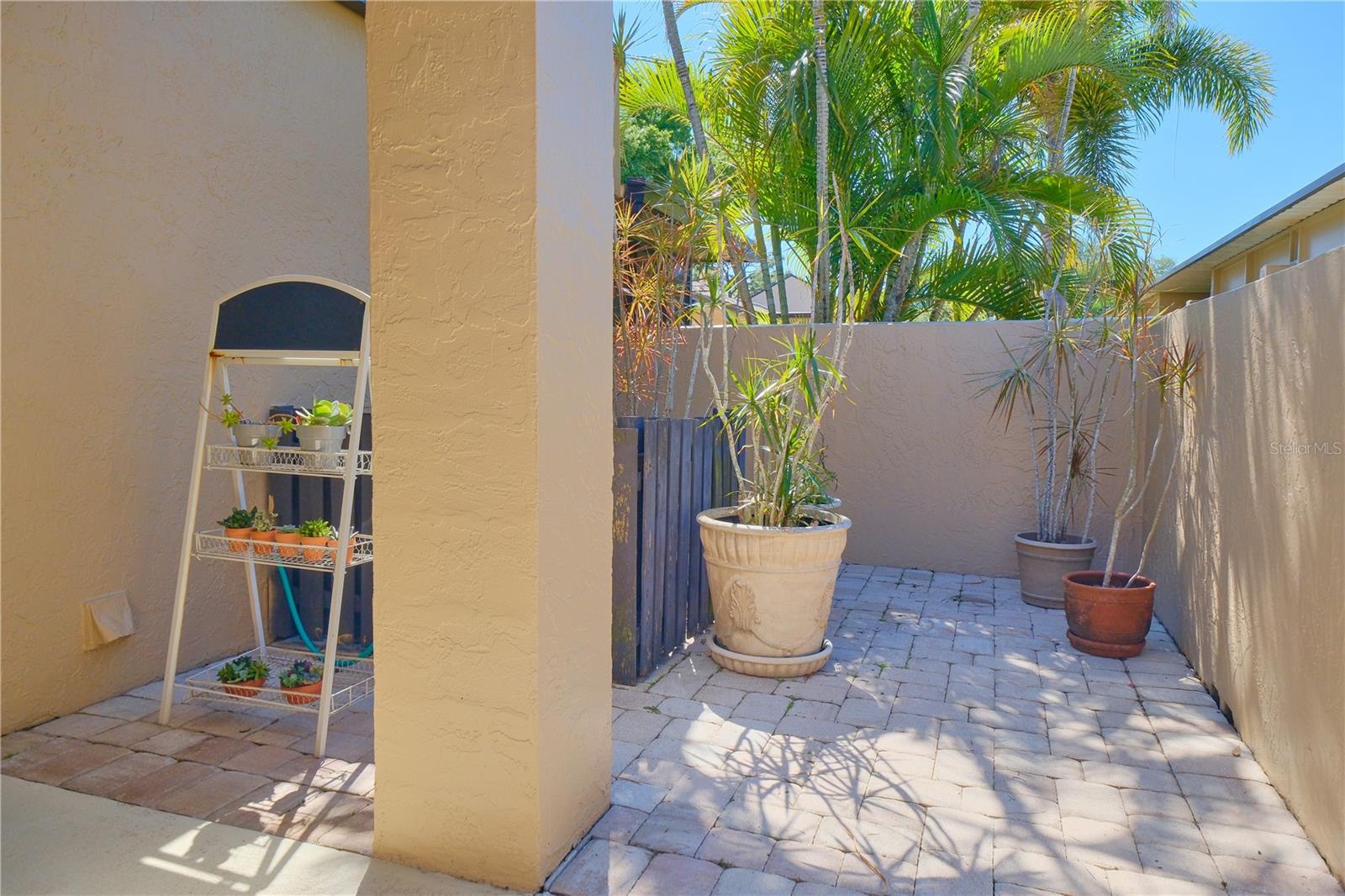 5257 Myrtle Way, FL