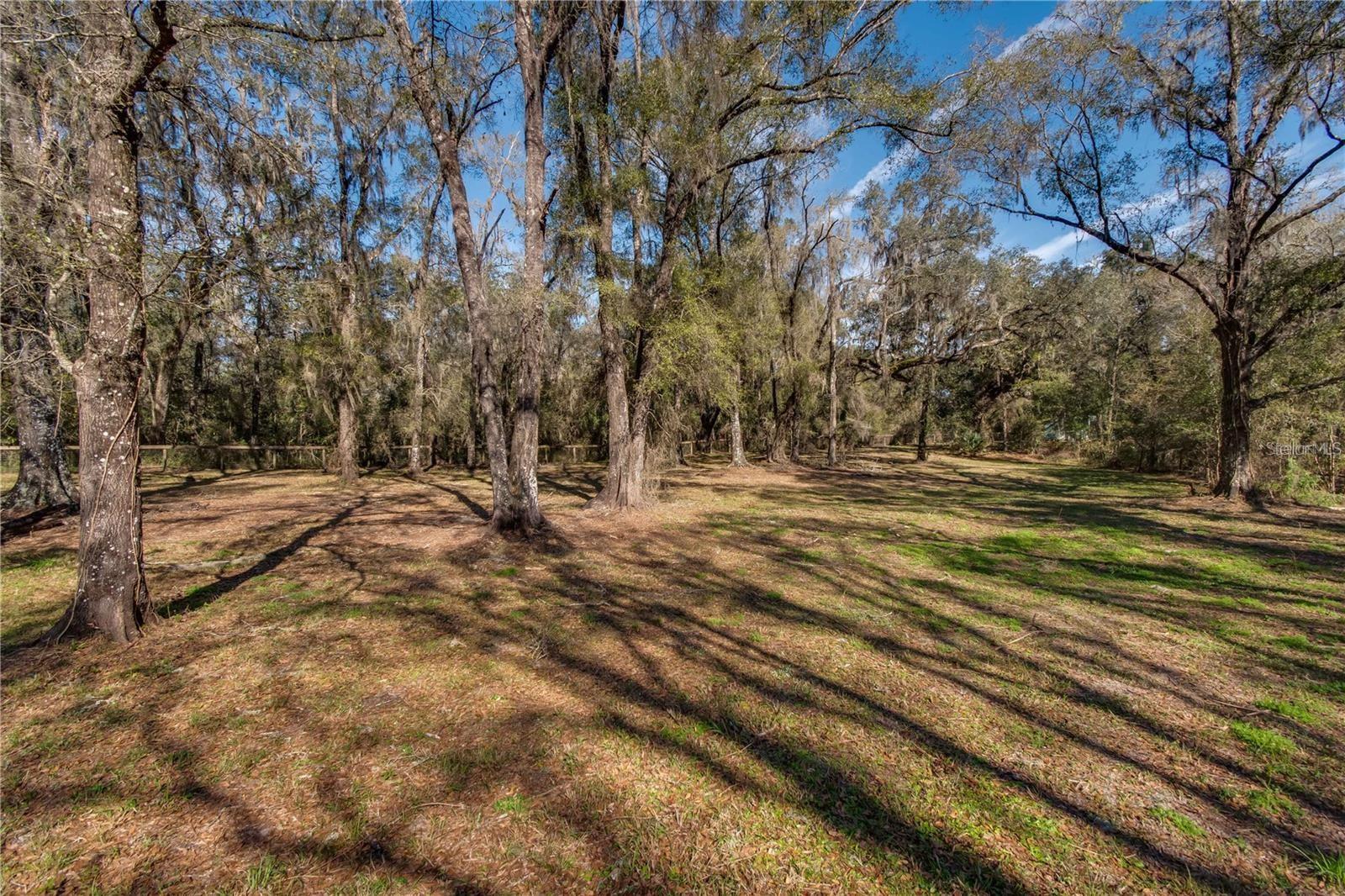 63 Lake Wood Circle, FL