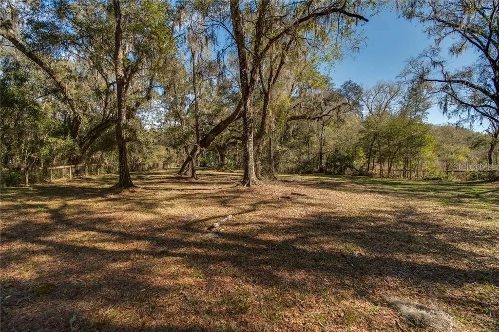 63 Lake Wood Circle, FL