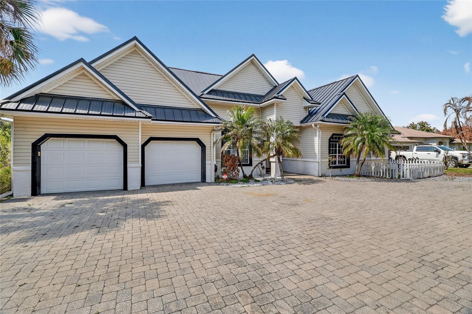 1028 Lake Mariam Drive, FL
