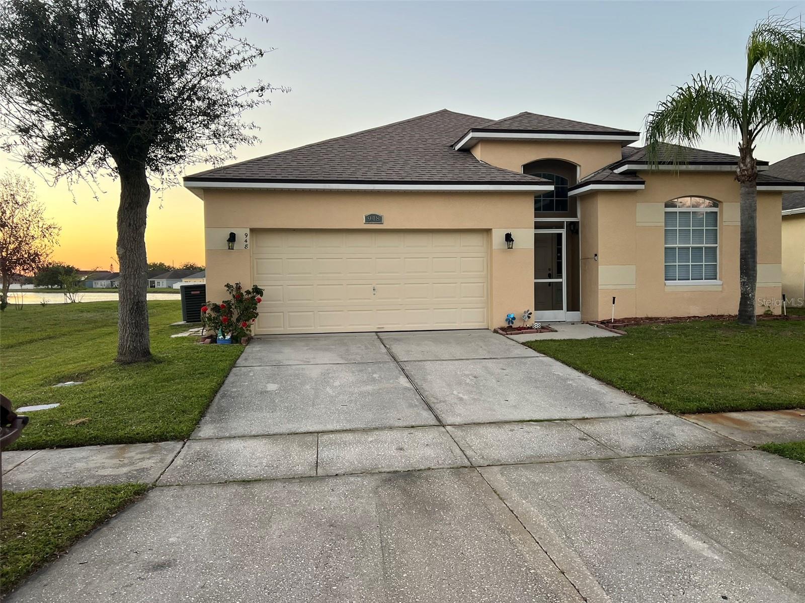 948 Hacienda Circle, FL