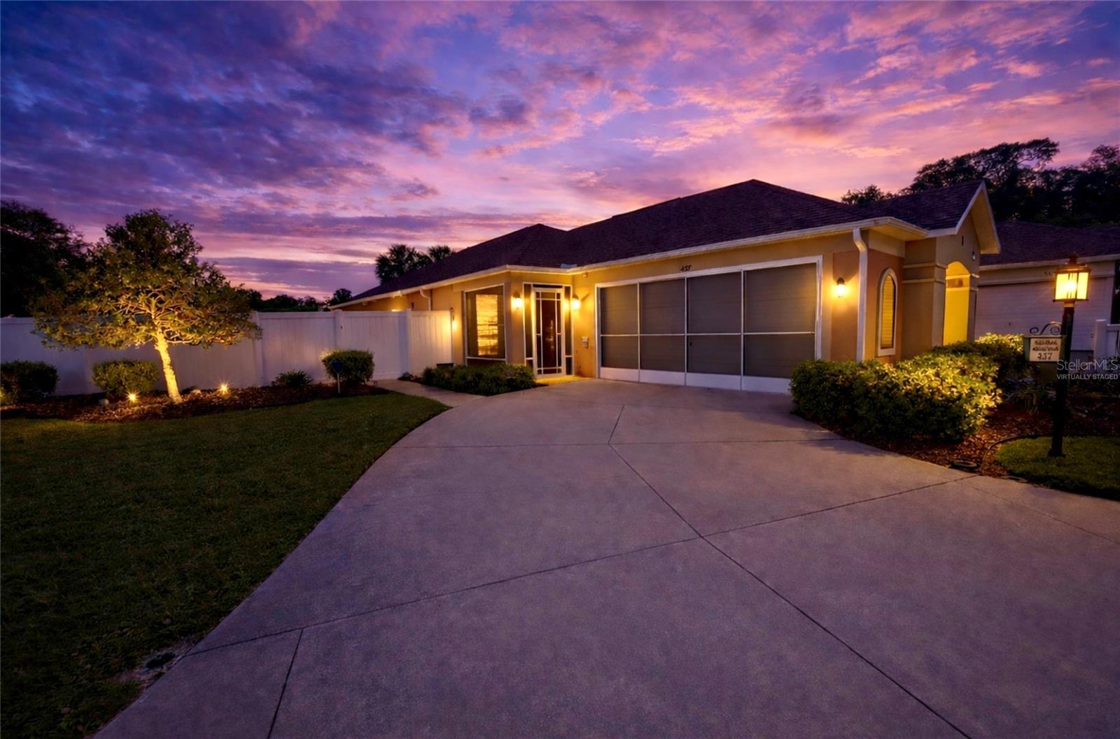 437 Jarquin Way, FL