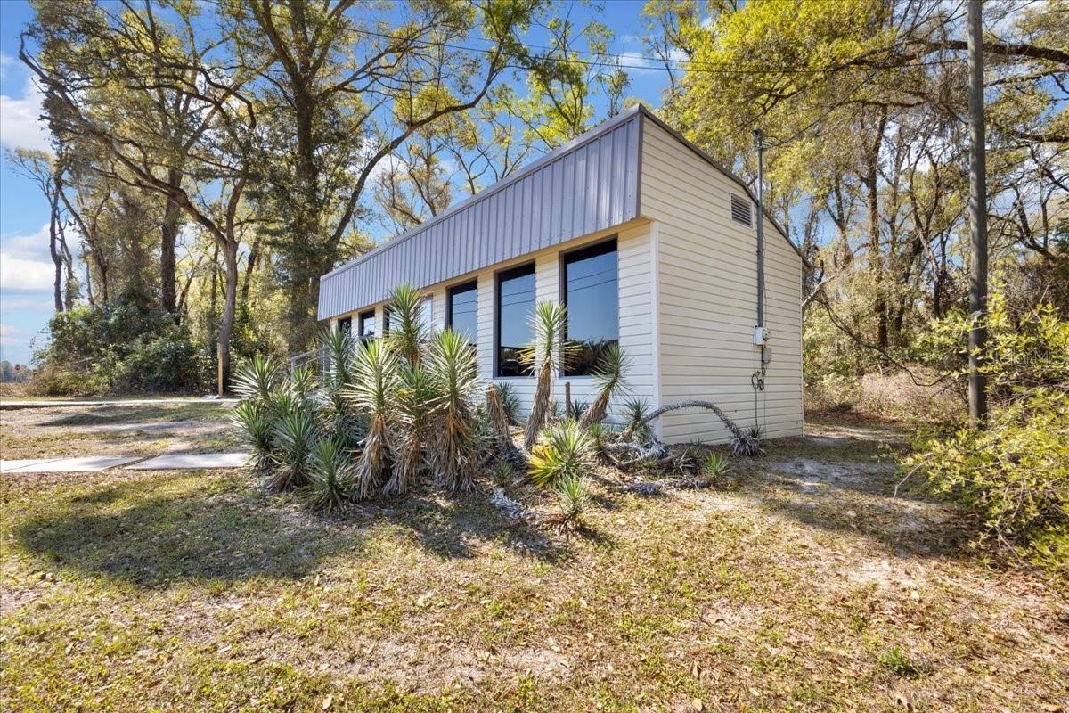 16648 Us Highway 19, FL