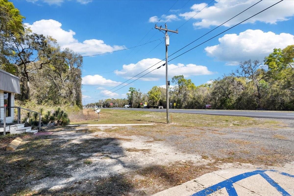 16648 Us Highway 19, FL