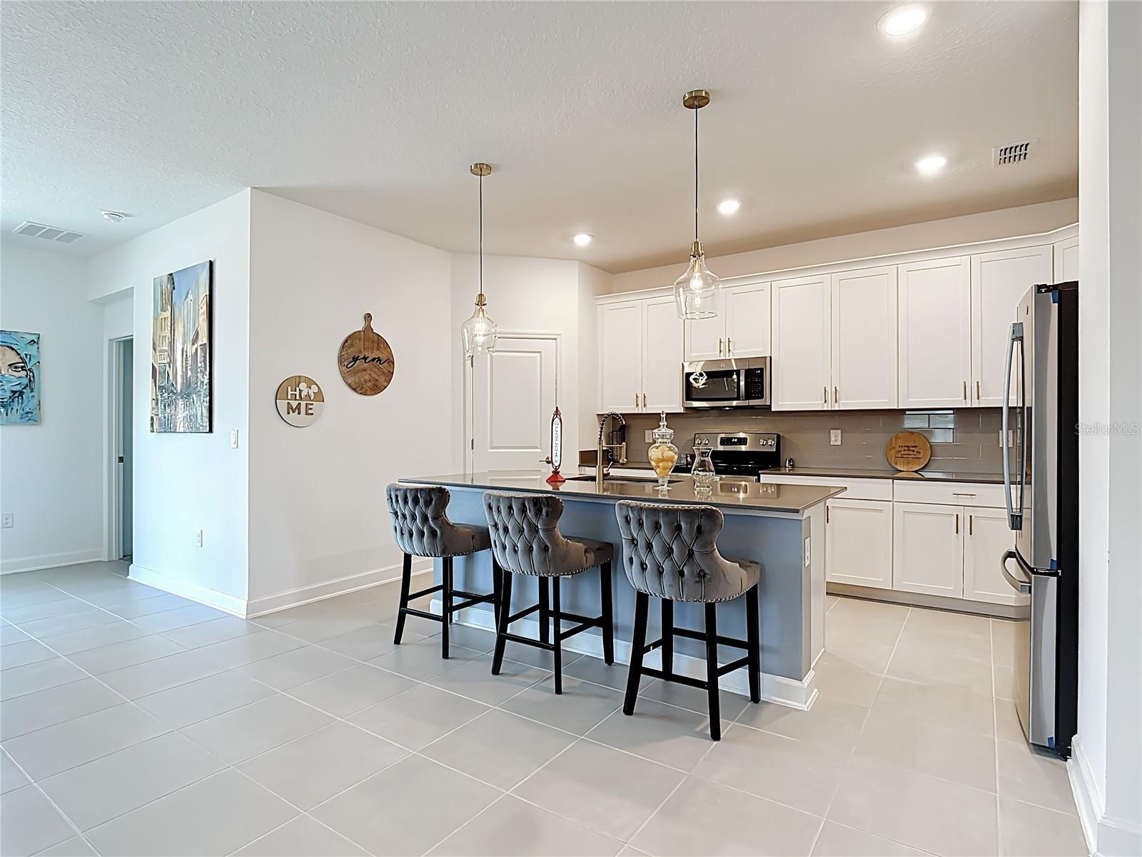 4036 Redbridge Loop, FL