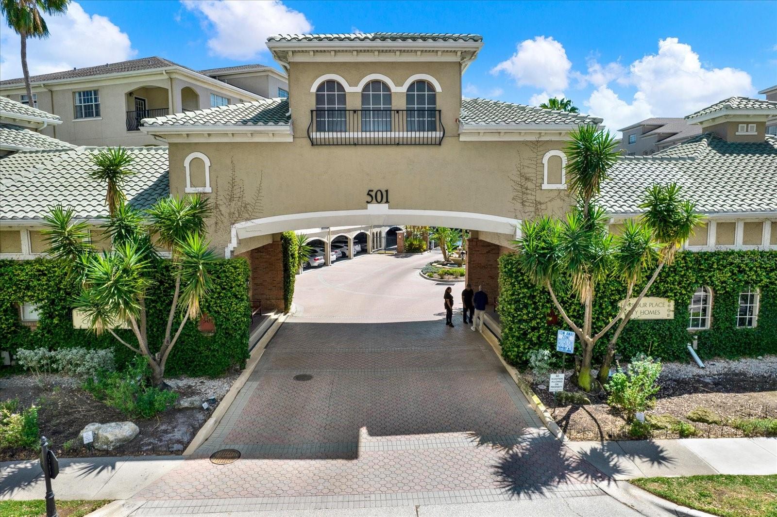 501 Knights Run Ave, FL