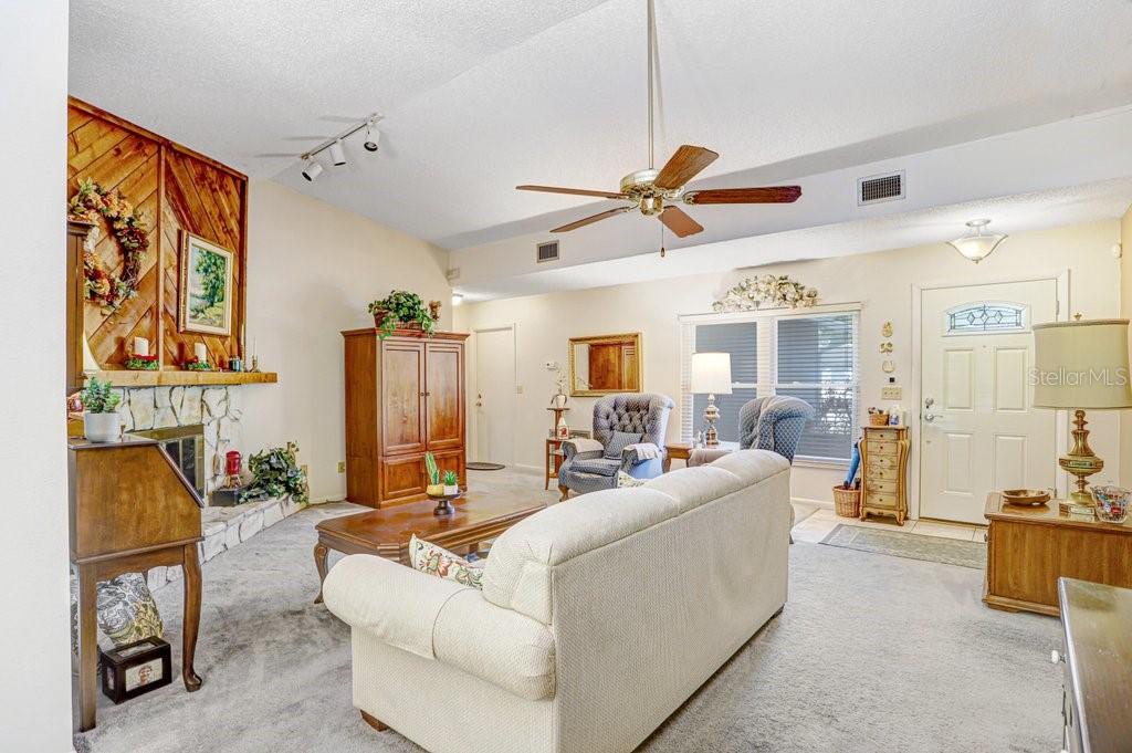 14931 Old Pointe Road, FL