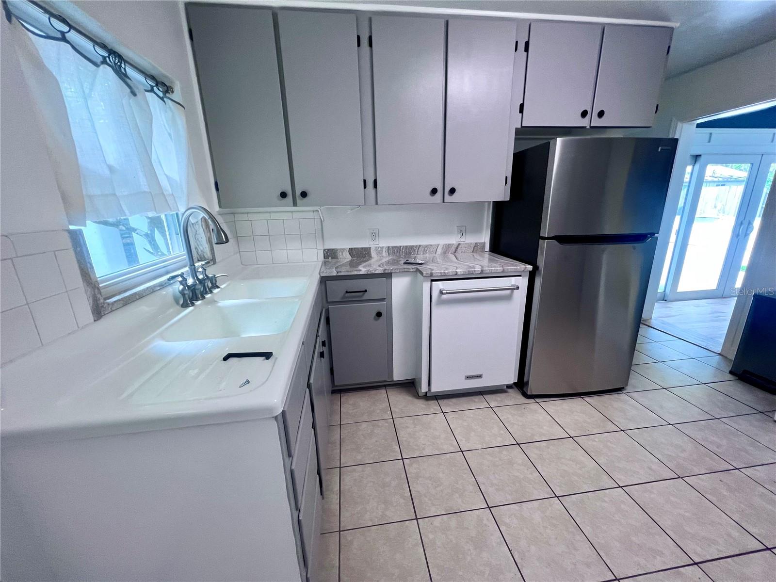 2707 4th Avenue, FL