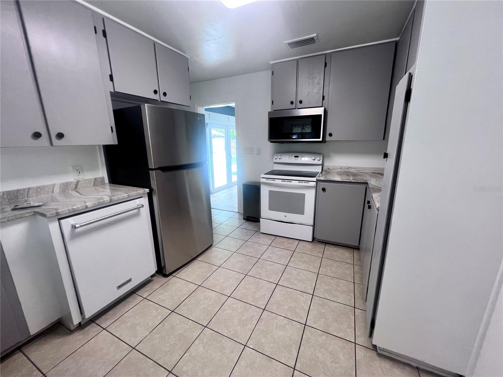 2707 4th Avenue, FL