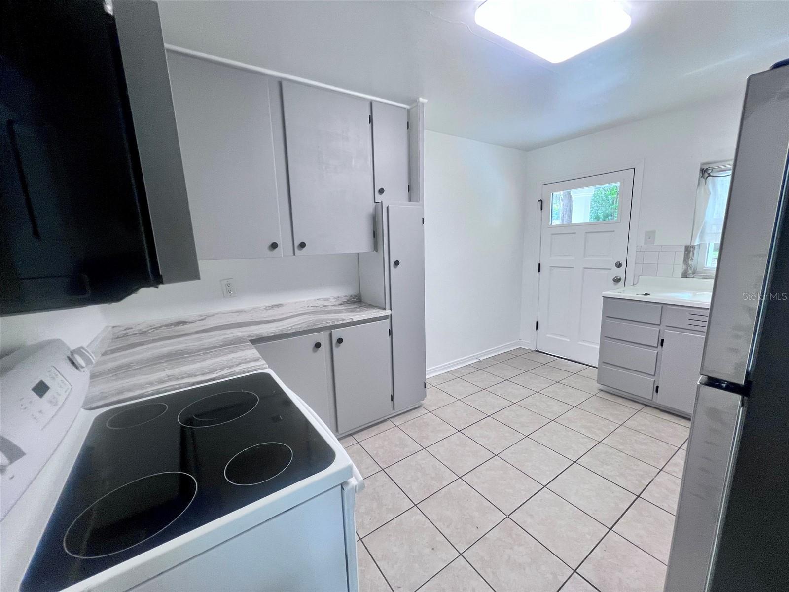 2707 4th Avenue, FL