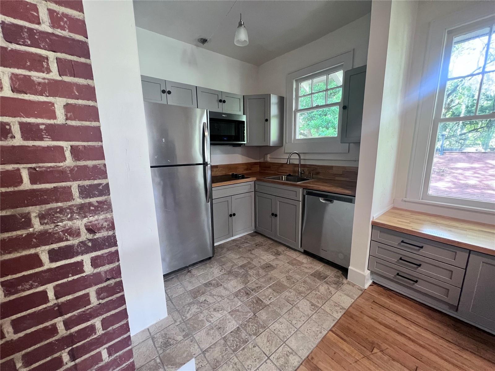 204 3rd Street, FL