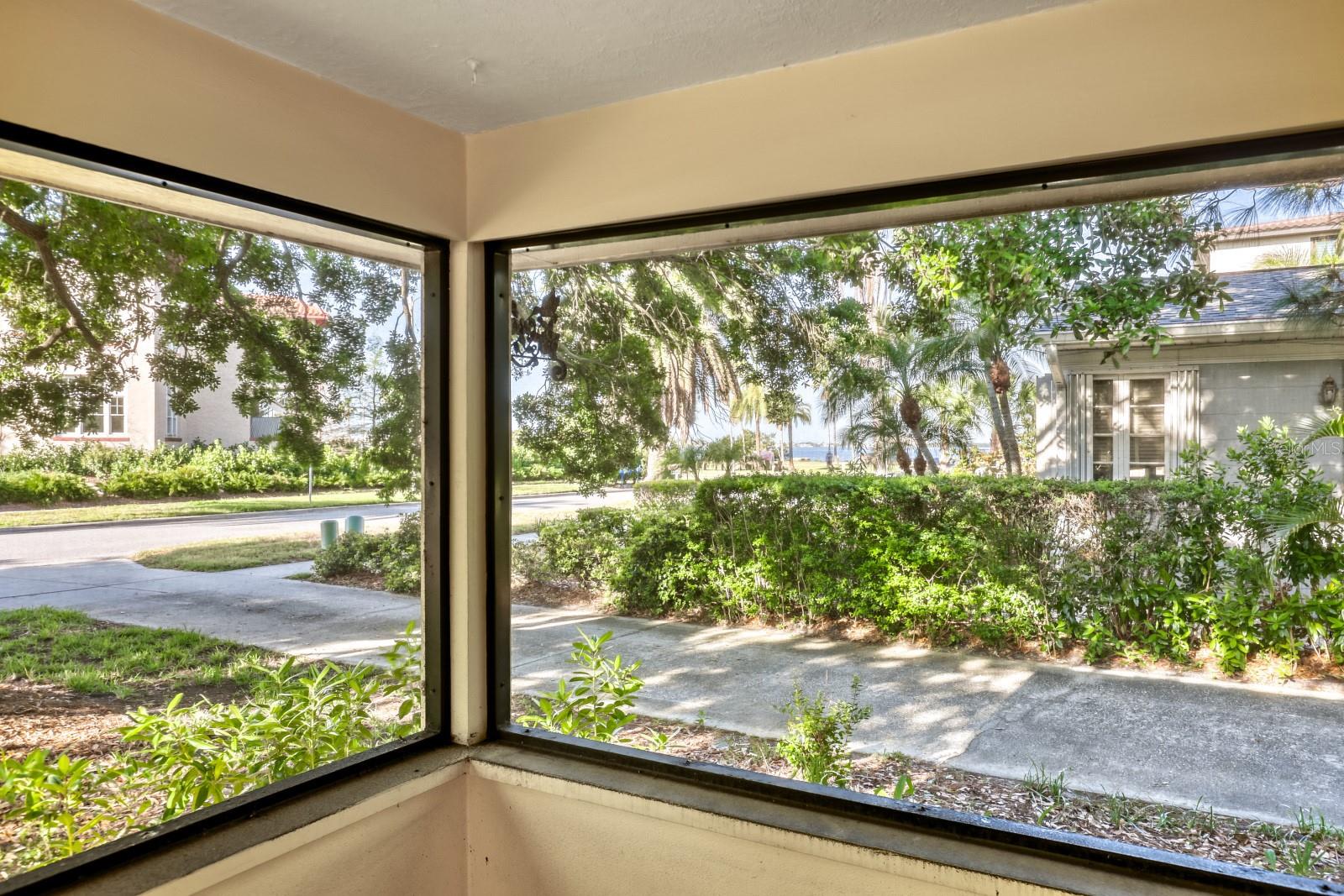 224 Lyndhurst Street, FL