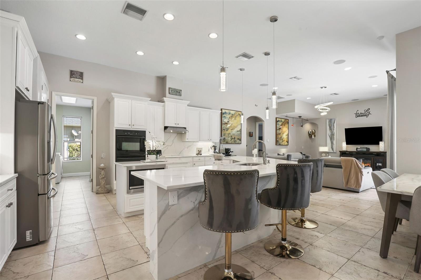 27608 Pine Point Drive, FL