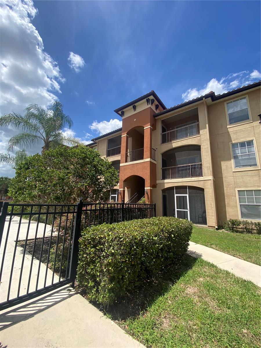 6141 Metrowest Boulevard, FL