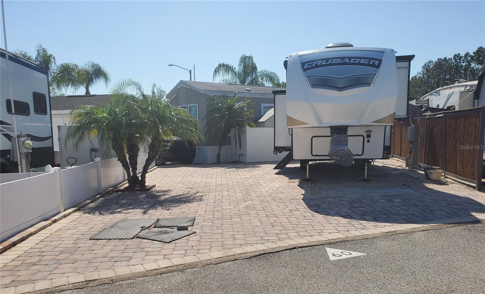 20300 Leonard Road, FL