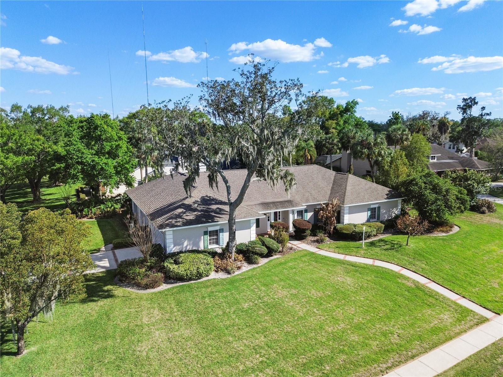 10002 Hunt Cliff Drive, FL