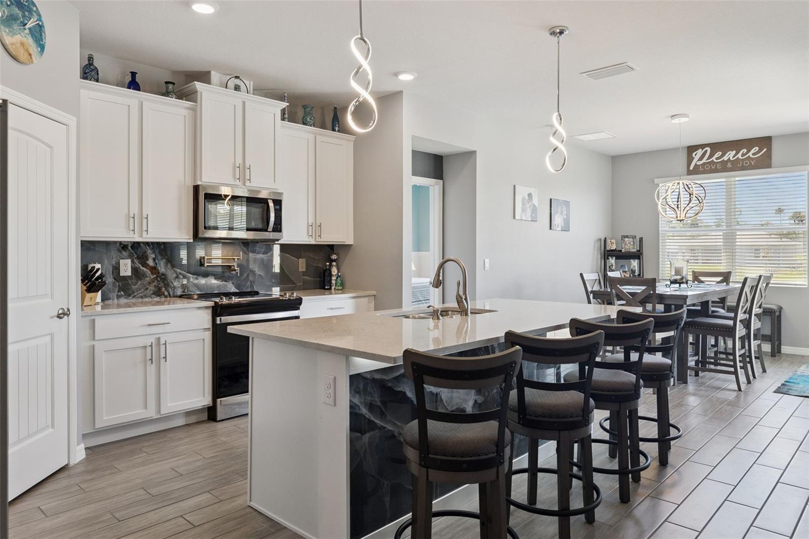1527 Delphi Way, FL
