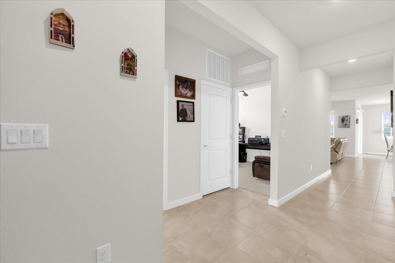 9491 52nd Loop, FL