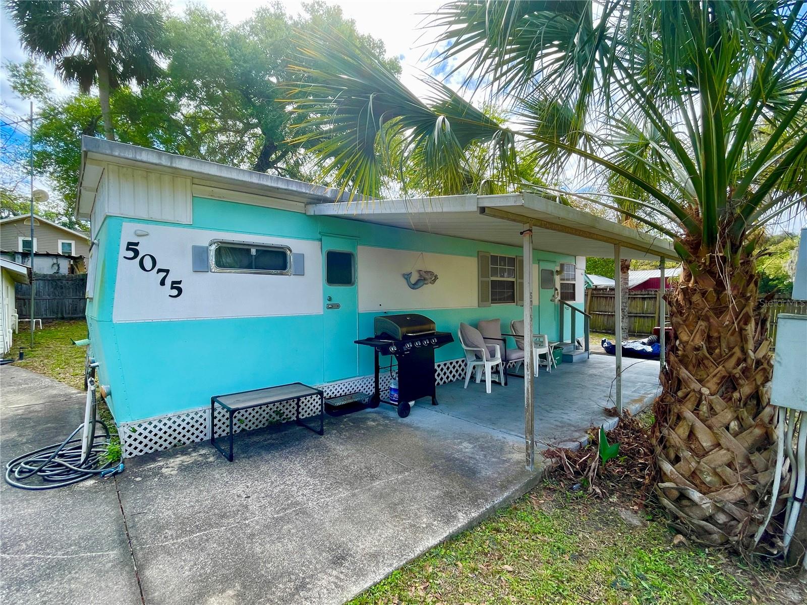 5075 Central Avenue, FL