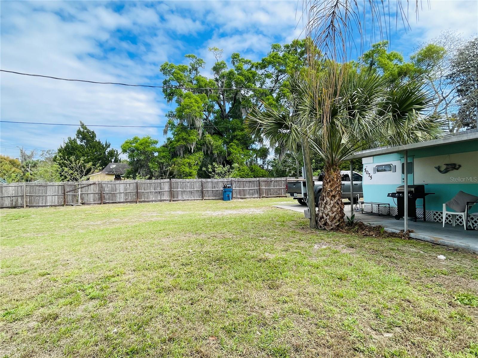 5075 Central Avenue, FL