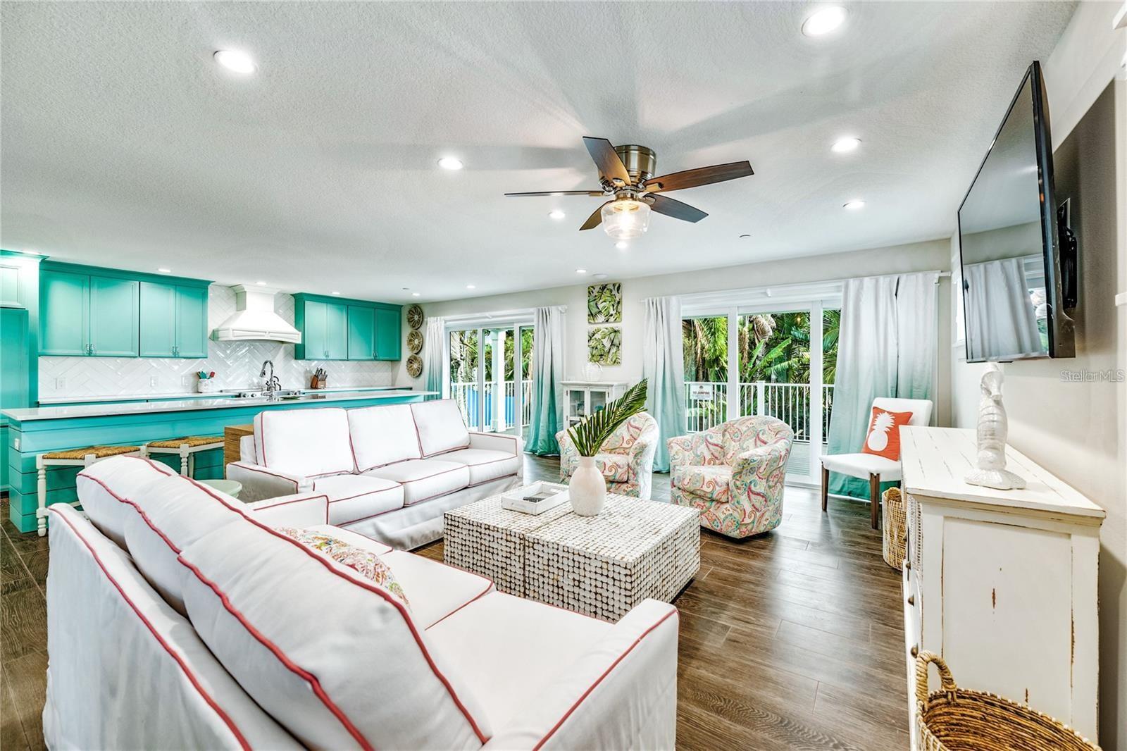 336 Avenida De Mayo, FL