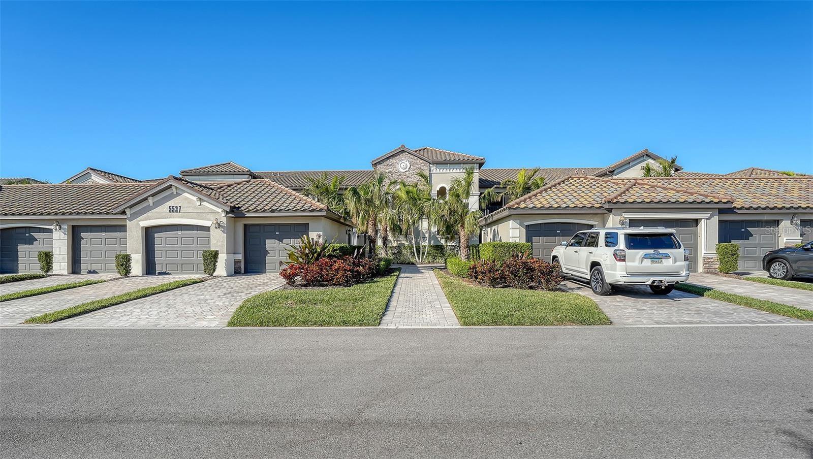 5537 Palmer Circle, FL