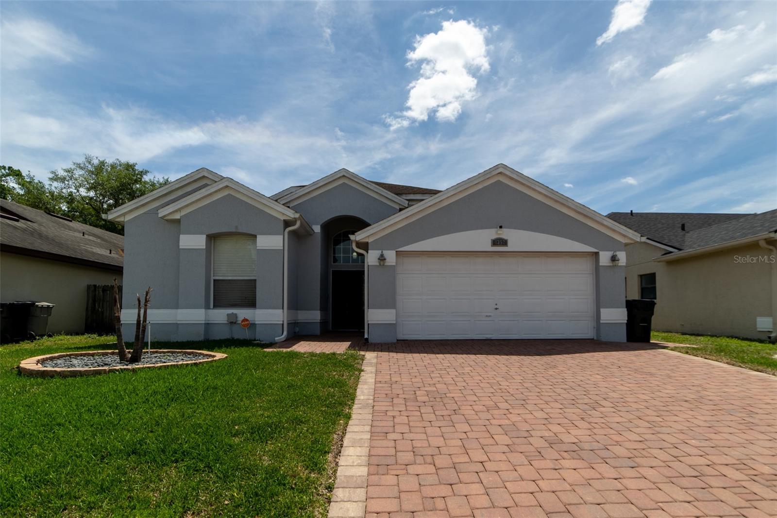1352 Woodfield Oaks Drive, FL
